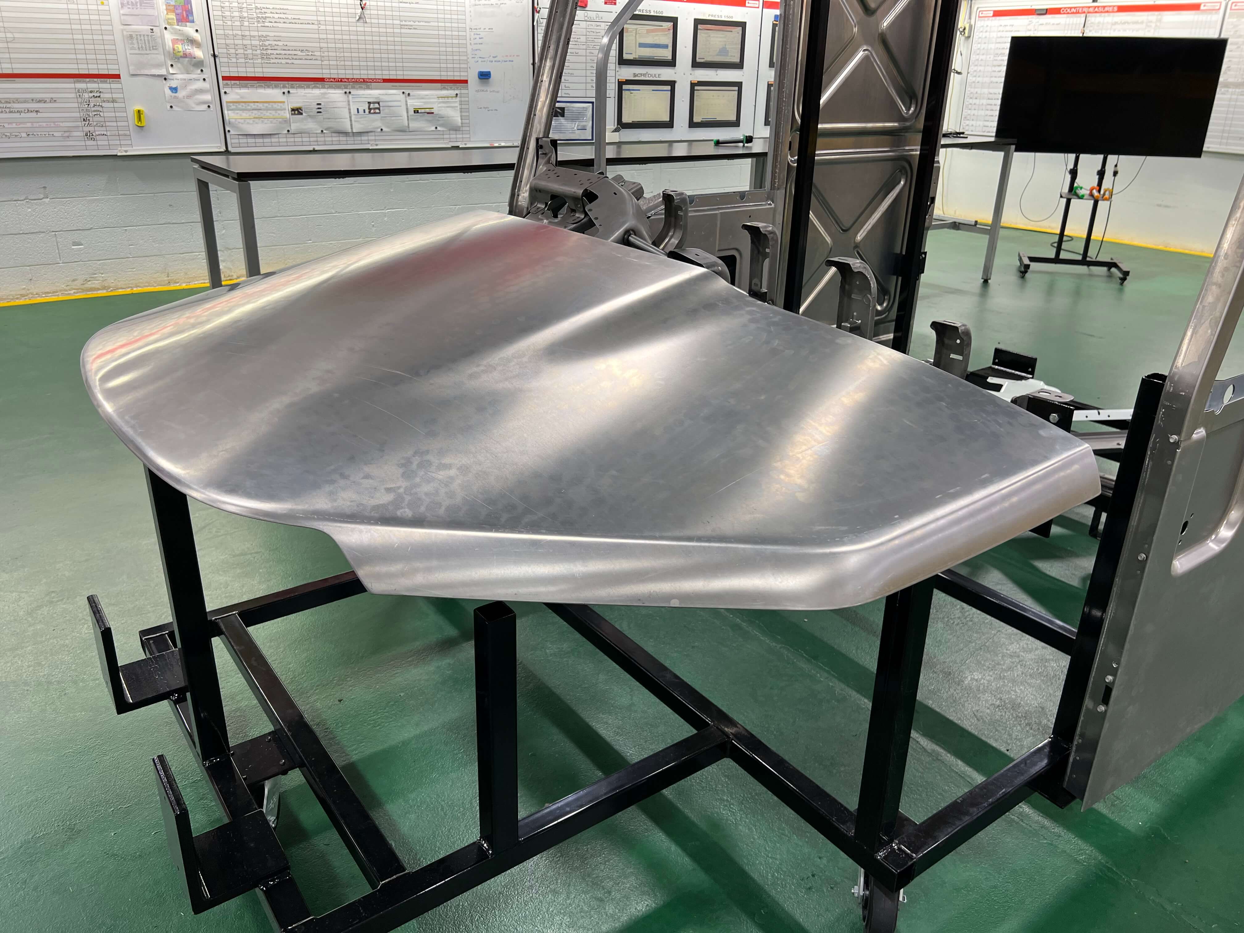 Automated welding cell